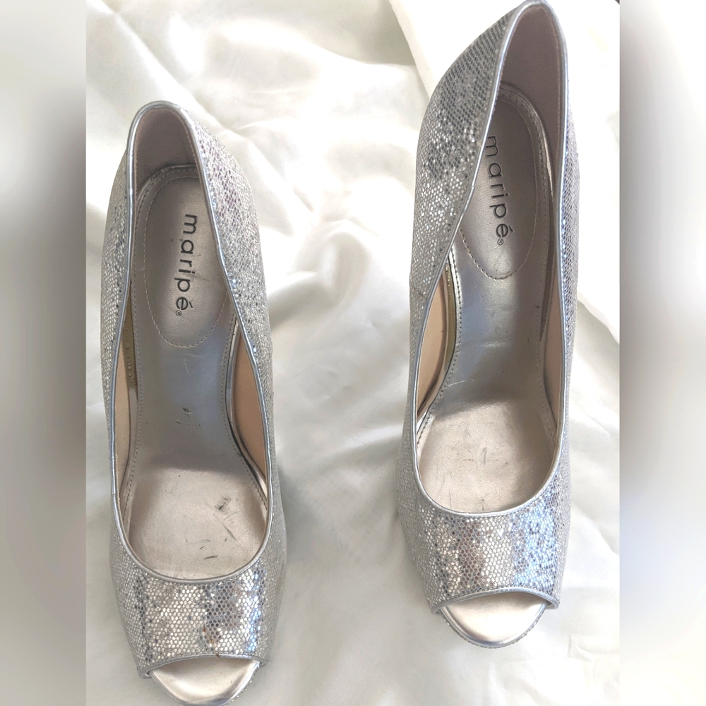 Maripe Silver Shimmer Peep Toe Heels